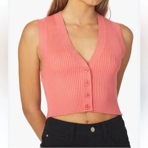 WeWoreWhat Coral v neck sweater sleeveless size L